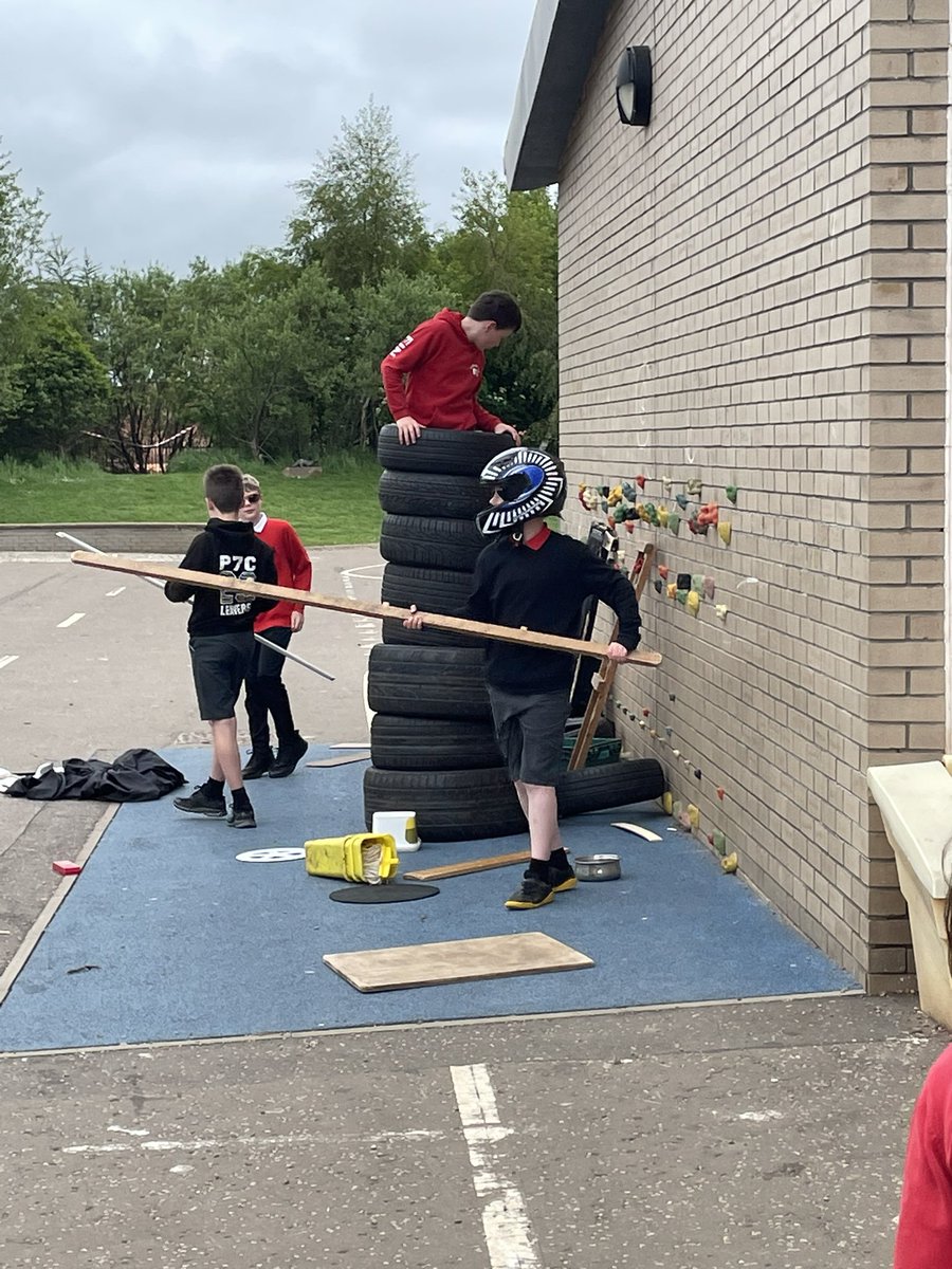 Dunbar Primary P7 tweet media