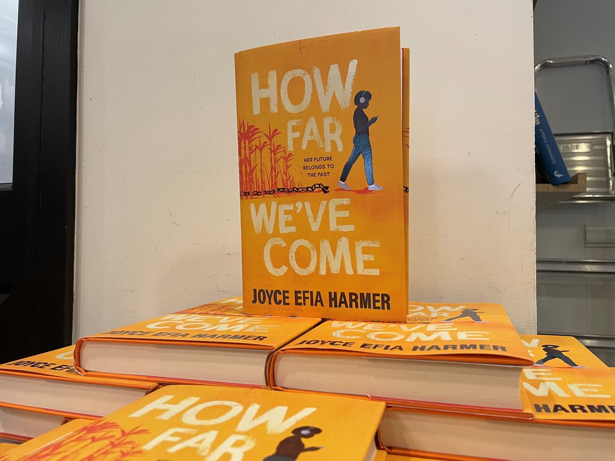 We had such a wonderful evening @waterstonesislington yesterday celebrating the launch of @JoyceEfia's debut novel, HOW FAR WE'VE COME!

A lovely atmosphere with lots of wonderful guests and just a couple of emotional speeches 🥺 

Congratulations Joyce on a truly stunning book!