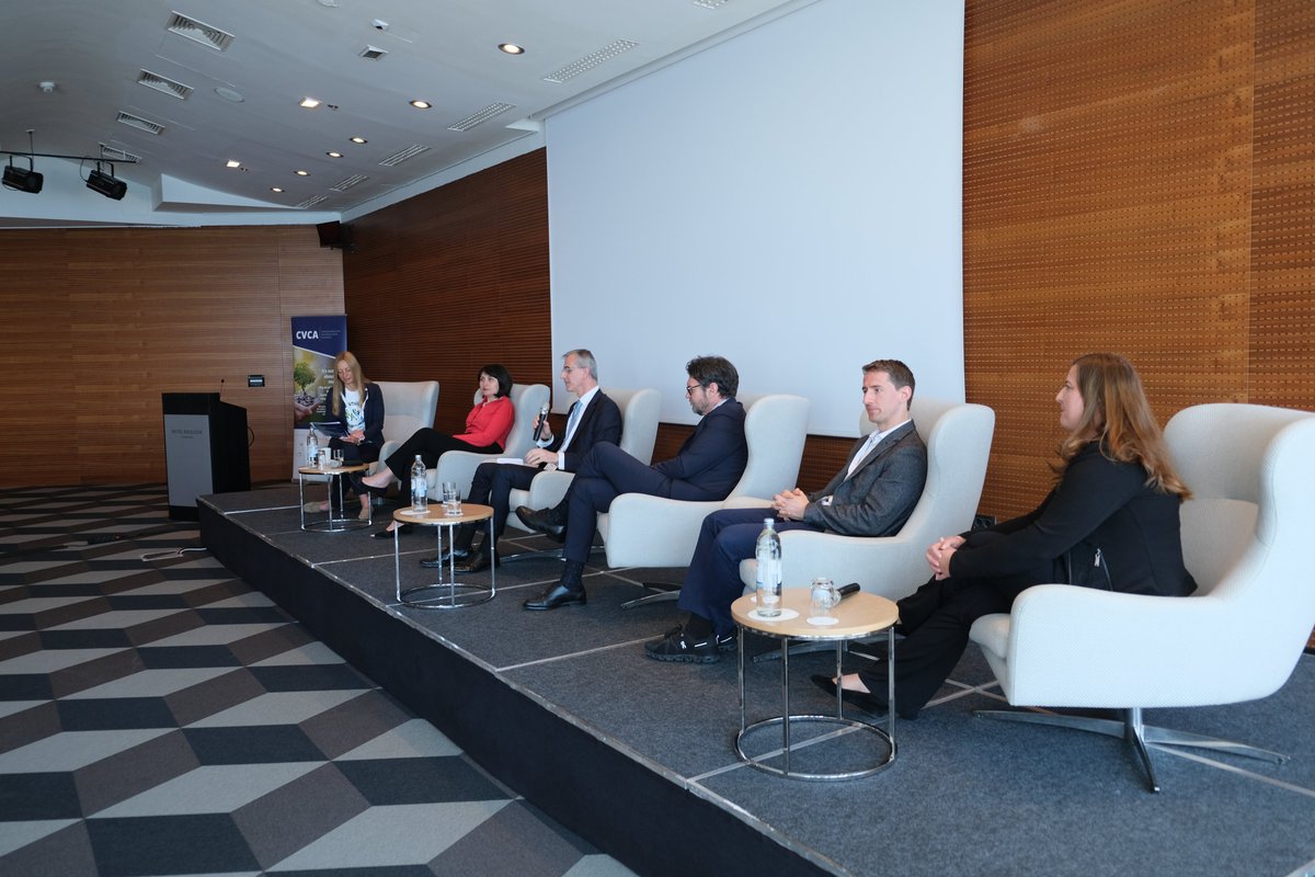 VictoriaZinchuk's tweet photo. Speaking about @EBRD's instrumental role in boosting resilient #PrivateEquity industry in the CEE/SEE region at the LP-GP Networking Event organised by @cvca_hr. https://t.co/yVdGOKE1er