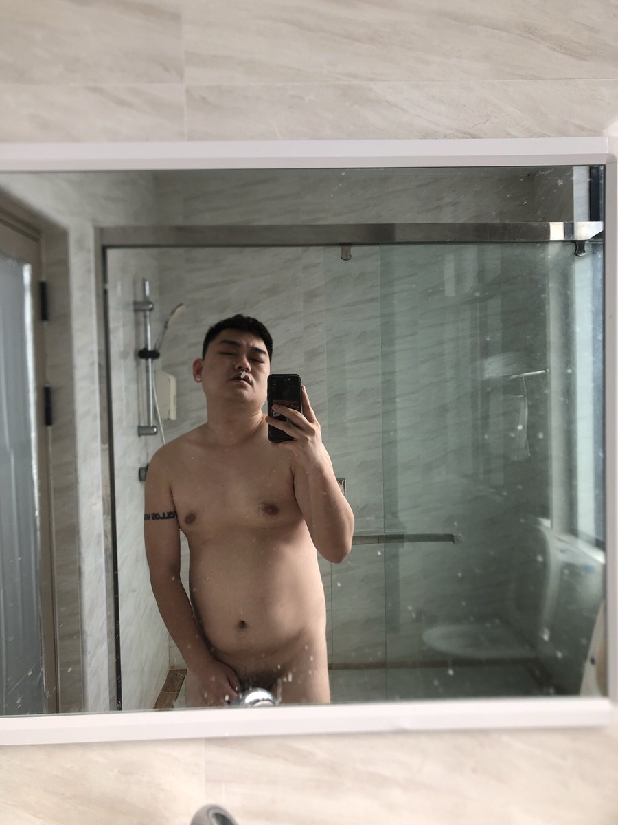 xiaoshengbo's tweet photo. 很久没更新了，来漏个肉 https://t.co/VmmGpyNXUi