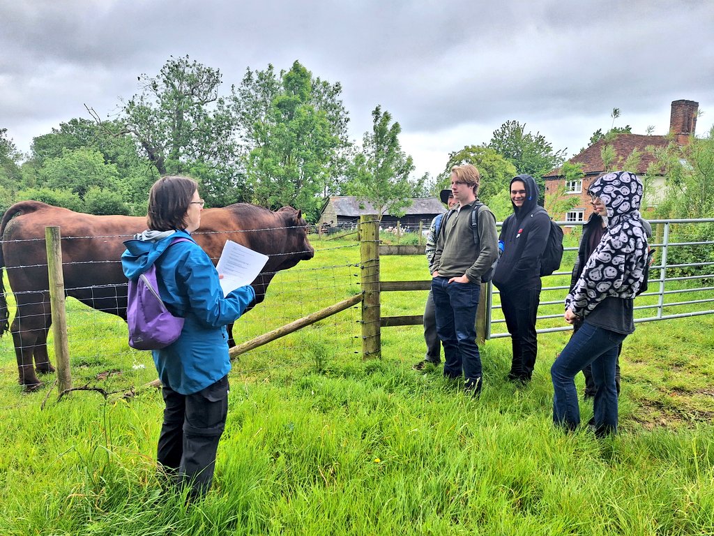 PoppyHarding's tweet photo. Fantastic first few days of the undergraduate #ecology #fieldcourse! Botanical identifications, #beekeeping, farm-management, terrestrial and aquatic #invertebrates, and much more. Bring on the next few days! #fieldworkthursday #studyecology @HertsGEP https://t.co/KFaTEMSqfc