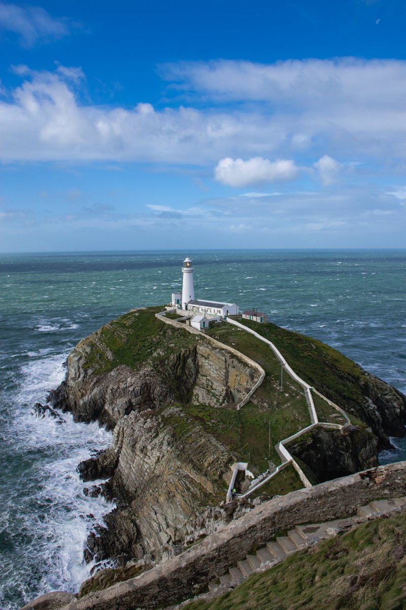 Lighthouse Calendar - June
One of our favourites.
South Stack Lighthouse, Anglesey, Wales

#lighthouses_around_the_world #lighthouses #calendar2023 #Calendar #Lighthouse