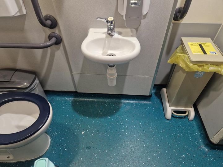 Accessibility of NHS hospital toilets on Twitter "RT osayuki24 Are toilets in NHS hospitals