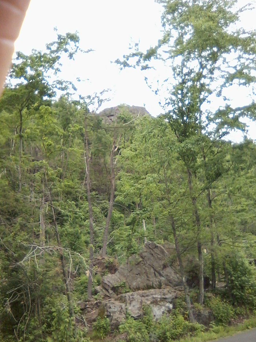 Evermore Fox on Twitter "Went to Mount Tom State Reservation in