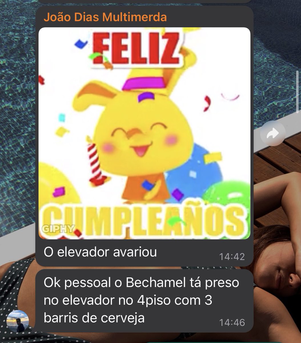 Vibes do Bechamel preso no elevador da fbaul com 3 barris de cerveja