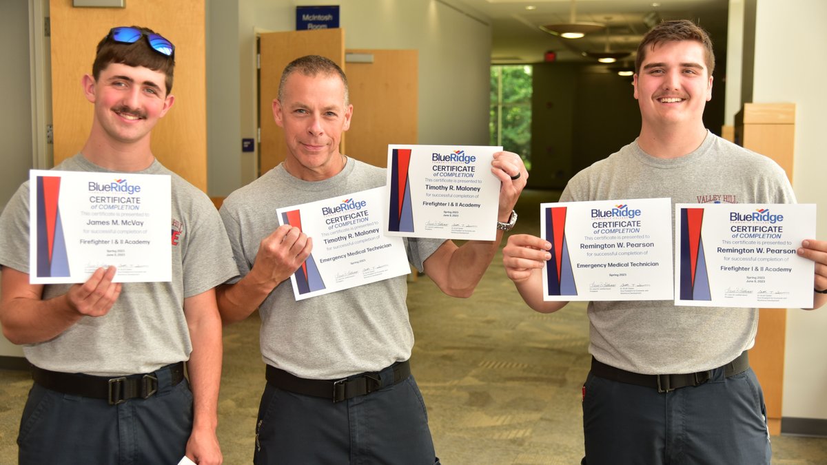 BlueRidgeCC's tweet photo. Blue Ridge hosted a combined Public Safety Training graduation ceremony to honor students who completed the Basic Law Enforcement Training, Firefighter I and II, and Emergency Medical Technician programs. 

Read more: https://t.co/yhI5Quo9KO

#EducationElevated @NCCommColleges https://t.co/rSzRvnE895