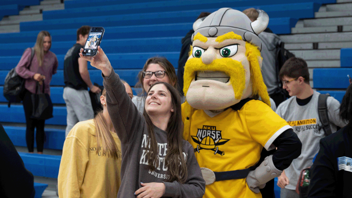 nkuedu's tweet photo. There is still time to confirm your enrollment to NKU!
NKU has over 90+ majors and over 200 student organizations β find your place here! β¬οΈβ¬οΈβ¬οΈ
https://t.co/Ecq3FsqjCe
#NorseBound | #NorseUp https://t.co/wdvR2dT3CP