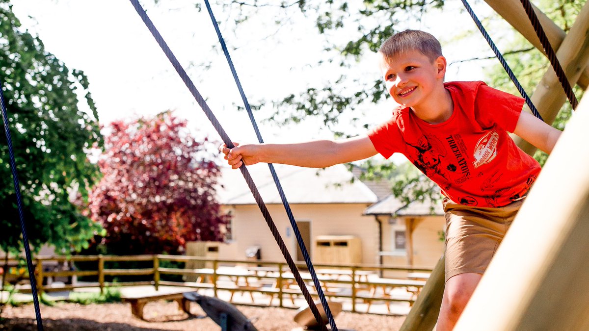 Skelf Island Adventure Playground has a brand-new Snake Swing🐍 ⭐Our Playground Experts gave it top marks. We’d love for you to give it a try (grown-ups and children welcome!). 🎟️Entry to Skelf Island Adventure Playground is included in your admission tickets. 📷 Emma Raye