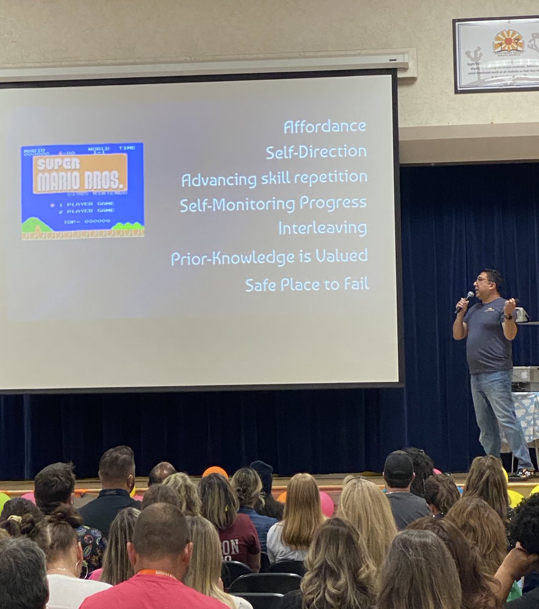 Ashley Yazarlou tweet media