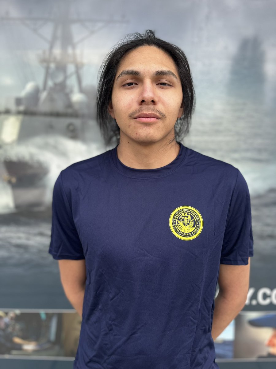 🚨New Future Sailor ⚓️🚨 congrats to Aiden Amaya on joining the @USNavy and keeping up the family tradition as a Hospital Corpsman. Hooyah! @NavyPnw @AmericasNavy @vistafakies #navyHM #corpsmanup