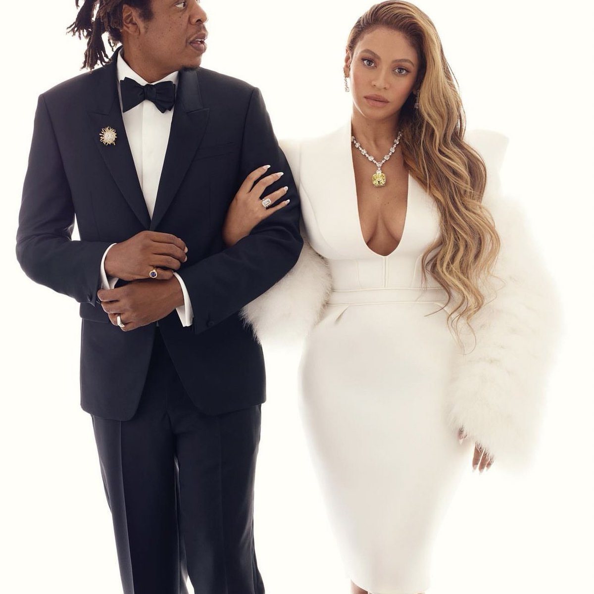 D 🫧 is seeing beyoncé on Twitter "RT tayehive Why are y’all tryna