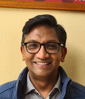 Razeen Davids (@razeendavids) on Twitter photo Congratulations, <a href="/yazied_chothia/">Yazied Chothia</a>, on your promotion to associate professor. Very well deserved!!
<a href="/sa_nephro/">SANephrology</a> <a href="/AfricanAFRAN/">African Association of Nephrology (AFRAN)</a>
<a href="/AfricanJNephrol/">AfricanJNephrol</a> <a href="/SUhealthsci/">SU, Faculty of Medicine and Health Sciences</a> <a href="/Usuf_Chikte/">Usuf Chikte</a> Congratulations, <a href="/yazied_chothia/">Yazied Chothia</a>, on your promotion to associate professor. Very well deserved!!
<a href="/sa_nephro/">SANephrology</a> <a href="/AfricanAFRAN/">African Association of Nephrology (AFRAN)</a>
<a href="/AfricanJNephrol/">AfricanJNephrol</a> <a href="/SUhealthsci/">SU, Faculty of Medicine and Health Sciences</a> <a href="/Usuf_Chikte/">Usuf Chikte</a>