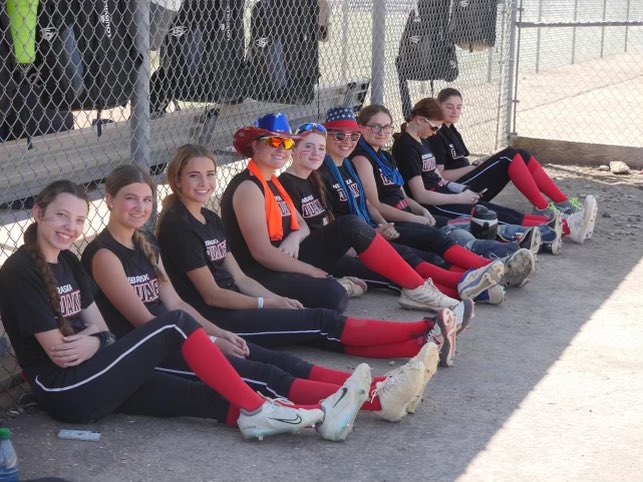 Emma Schlueter tweet media