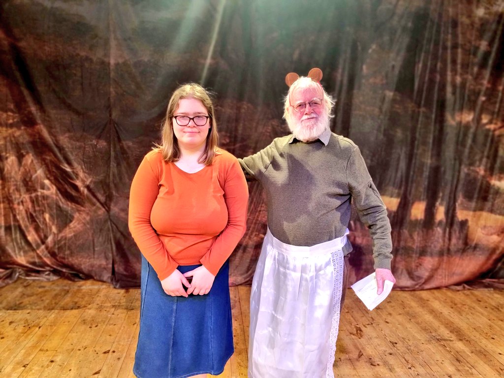 Aida_S_Haughton's tweet photo. Oh, we had so much #fun!!! #WellDone All !! The #audience couldn't resist so they tried some of the #costumes!! Big thanks to our chaperon Jenny Holford for making such cool #rats #YPTC #Goldilocks #TalesWithTheTwist @NVBorderlines #theatre @SusanEMoffat @SWhetnall https://t.co/yR1G50pB9Q