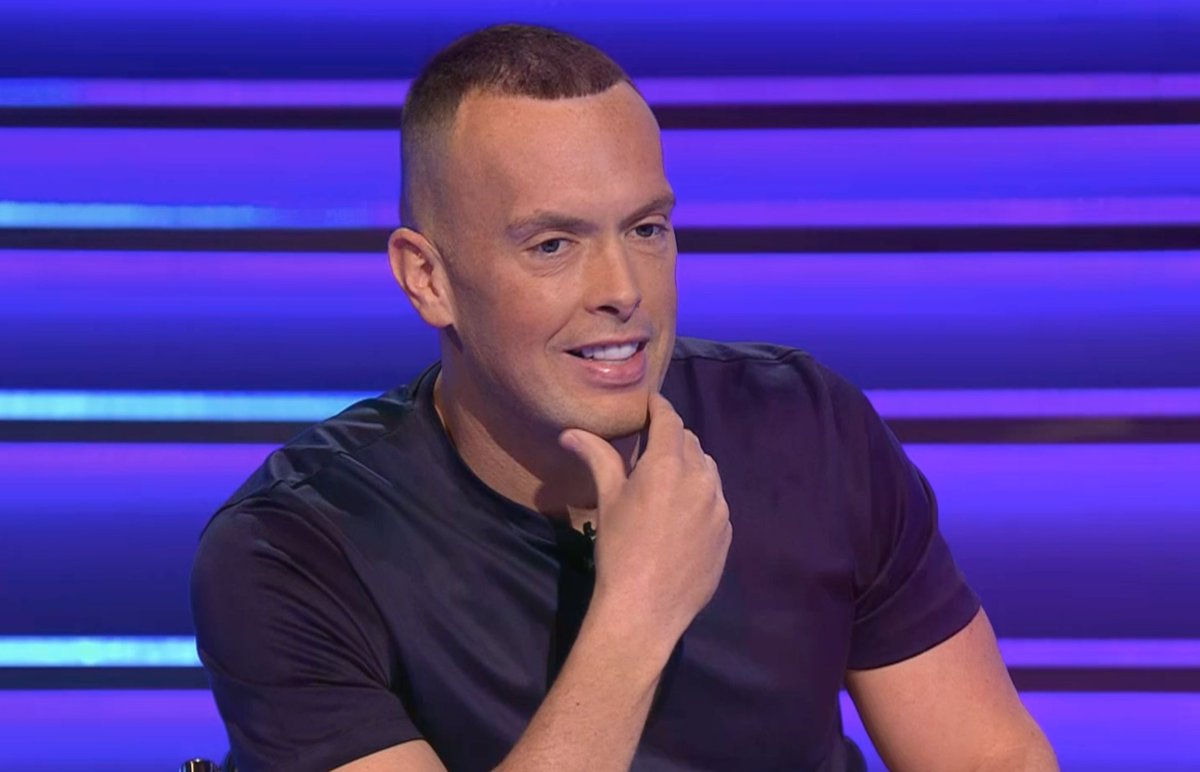 QuestionofSport's tweet photo. 📺 @HollieWebb1, @RKilty1, @toniacouch and @EthanPinnock5  joined captains @SamanthaQuek and @ugomonye on last week's Question of Sport.

Catch up on @BBCiPlayer 👇
https://t.co/xNPiMI5EZg https://t.co/v1ITroBhlm