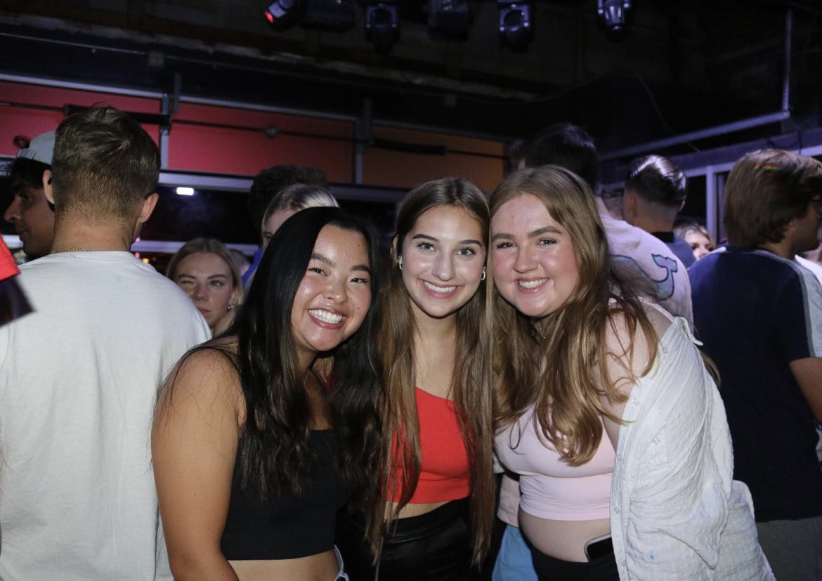 Thursdays are best with 50¢ wells🎉

From open to close we’re serving 50¢ wells // $1 doubles