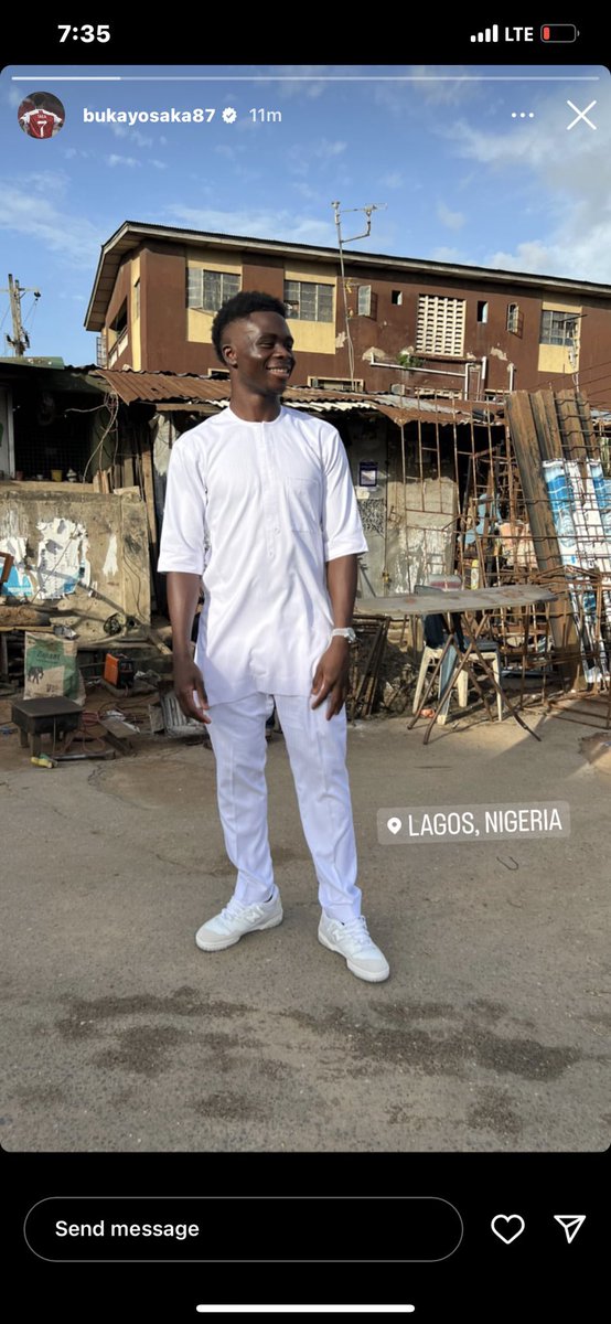 Bukayo saka on the street of Lagos 😁