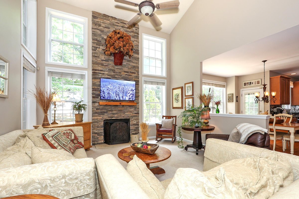 HomesoftheSouth's tweet photo. Coming soon Sat. this 5 Bedroom 3 full bath all brick custom home in #Marvin #Weddington . $839,000 close to south #Charlotte, #Ballantyne #charlottehomes #charlotterelocation #charlotterealestate #clt #unioncounty schools https://t.co/9pJlNlmJJ5 https://t.co/GxTdF2Bokw