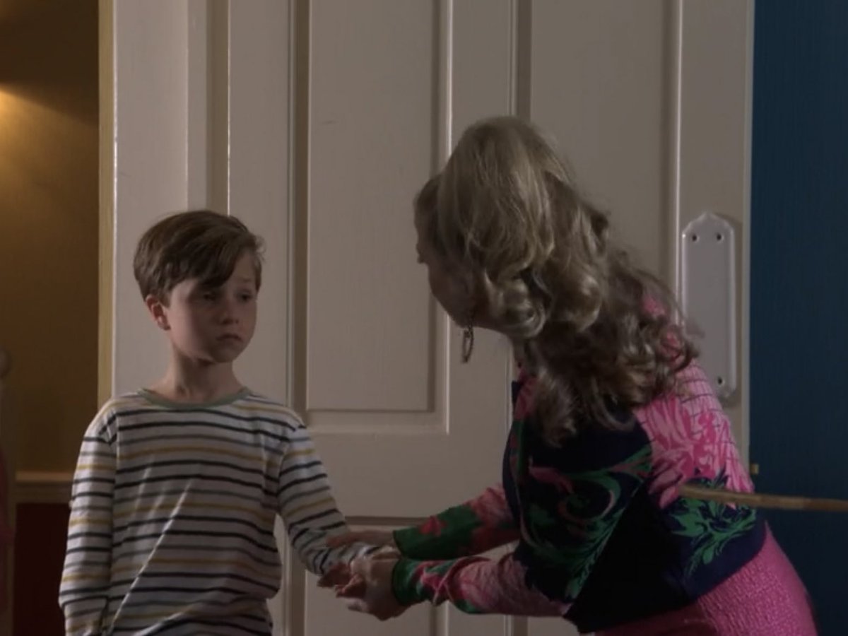 KellieBrightLY's tweet image. The way Anna and Gina totally dismissed Ollie’s autism is so wrong #EastEnders