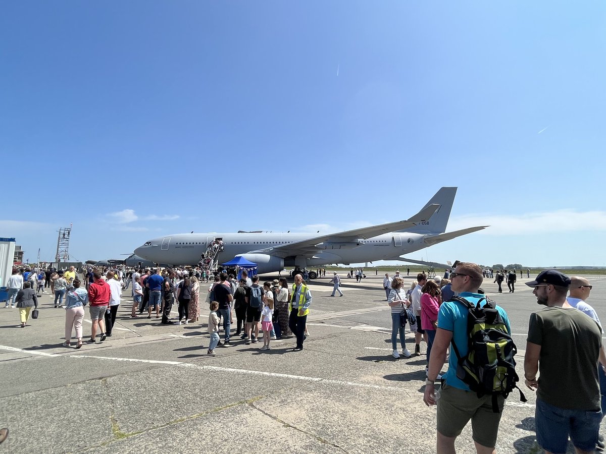 Last weekend, we participated in Melsbroek 🇧🇪 @15WAirTransport open days. Visitors got the chance to see the interior of our amazing 267 seat aircraft ✈️ & have a close look 👀 on our AAR capabilities⛽️ Missed us? Next chance to see us is in Fairford UK from 14-16 July 2023