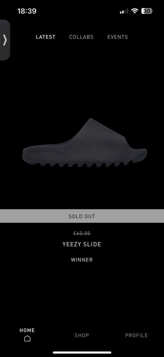 Who else hit on the slides ? #yeezy #adidas #ConfirmedApp