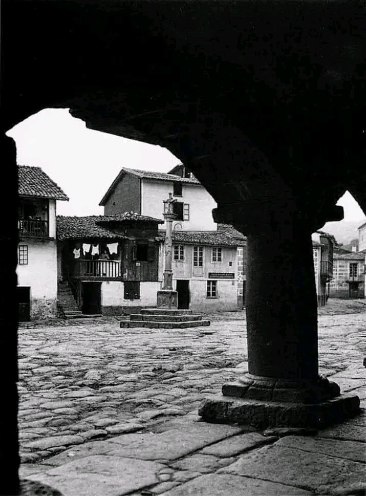 robertojustogon's tweet photo. Celanova- Praza do Millo https://t.co/YZrO6fhscA
