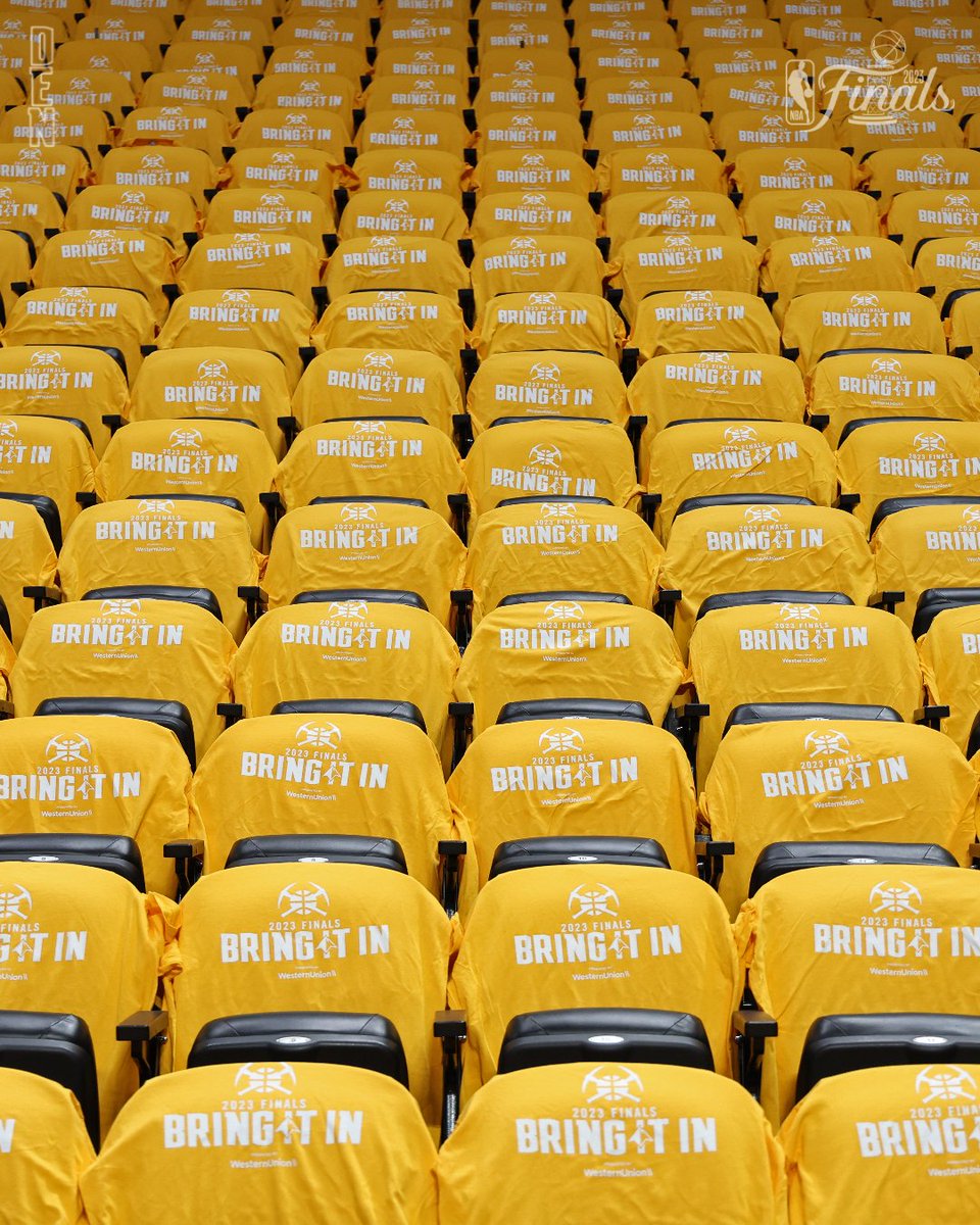 All gold everything. 

Limited availability 🎟nuggets.media/6.1FinalsGame1…