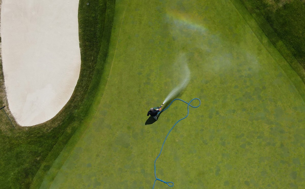 briarsgolf's tweet photo. It's another gorgeous day at the Briars. Stay hydrated out there!  #BriarsGolf https://t.co/3oVJY7kbHJ