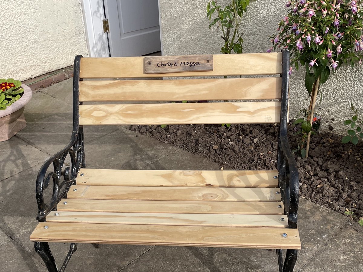 ChangingLifeNow's tweet photo. My partner has made this for me today. His first project in his man cave 😀 https://t.co/4iKEESJQ2q