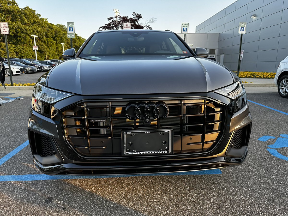 ArturoVasquez05's tweet image. Welcome the new monster! Audi Q8 2023 S Line 🔥. Nunca japonés ni Tesla 

#Q8 #audi #audilover #audiq8