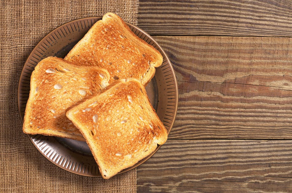 Une séance de sport peut devenir particulièrement productive lorsqu'elle est précédée d'une collation bien choisie. Manger des glucides environ une heure avant l'effort permet, par exemple, de stimuler la combustion des graisses ! 🏋🏻 mon.bibactu.net/r/9ay6fgs