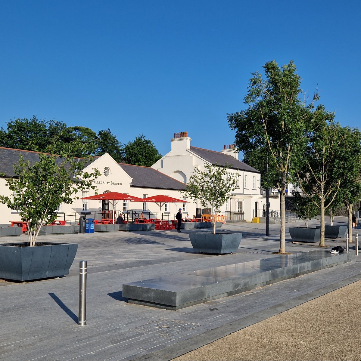 Aidan | Flights and Times (@flightsandtimes) on Twitter photo As it's a beautiful evening here in Derry, I decided to head over the river & check out the Walled City Brewery for dinner. Recommended by <a href="/FoodieDerry/">FoodieDerry</a>, the WCB serves both excellent food & a range of house brewed drinks at a reasonable price. Definitely somewhere I'd recommend! As it's a beautiful evening here in Derry, I decided to head over the river & check out the Walled City Brewery for dinner. Recommended by <a href="/FoodieDerry/">FoodieDerry</a>, the WCB serves both excellent food & a range of house brewed drinks at a reasonable price. Definitely somewhere I'd recommend!