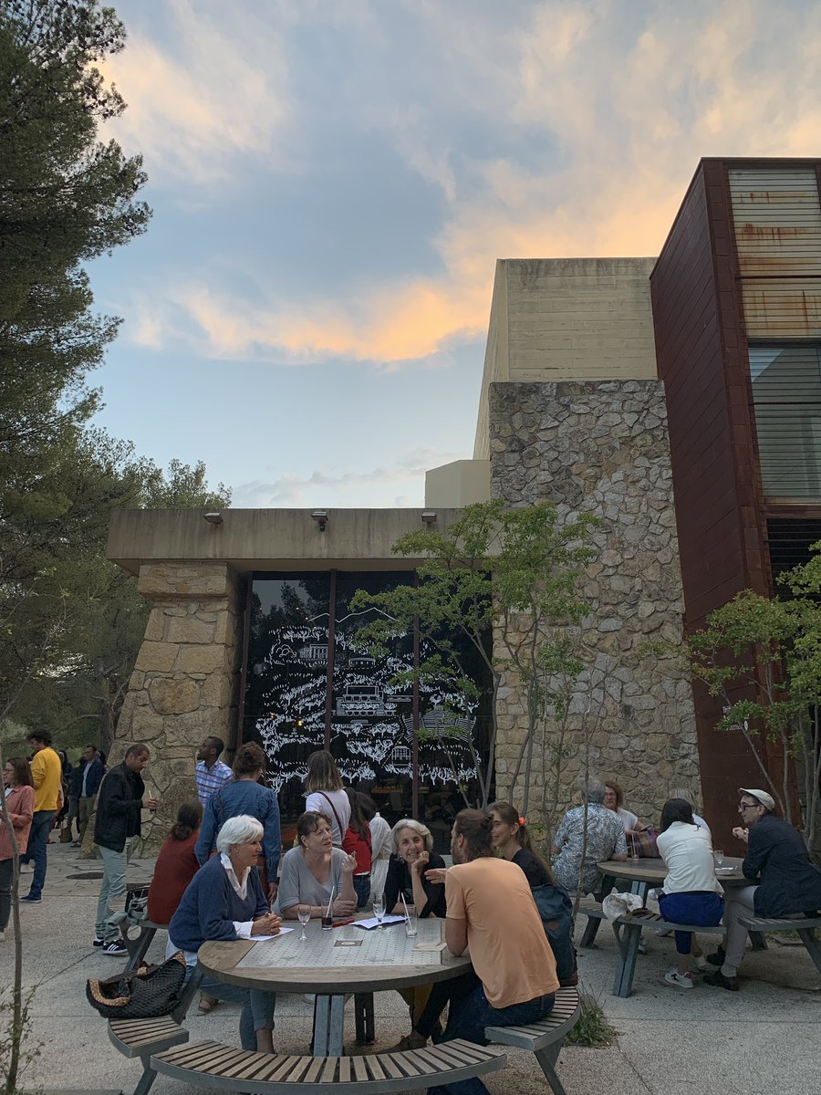 Ce soir le <a href="/ParisVillette/">Théâtre Paris-Villette</a> est aussi un peu du sud ac la 1ere édition nationale du festival #VisaVis. 1ere en #paca , grâce à @chatolib_sn <a href="/Charles_Berling/">Charles Berling</a> et sa formidable équipe ! #culture #justice <a href="/MinistereCC/">Ministère de la Culture 🇫🇷</a> 
@paris <a href="/carine_rolland/">Carine Rolland</a> <a href="/FrancoisDagnaud/">François Dagnaud</a> <a href="/RimaAbdulMalak/">Rima Abdul Malak</a>