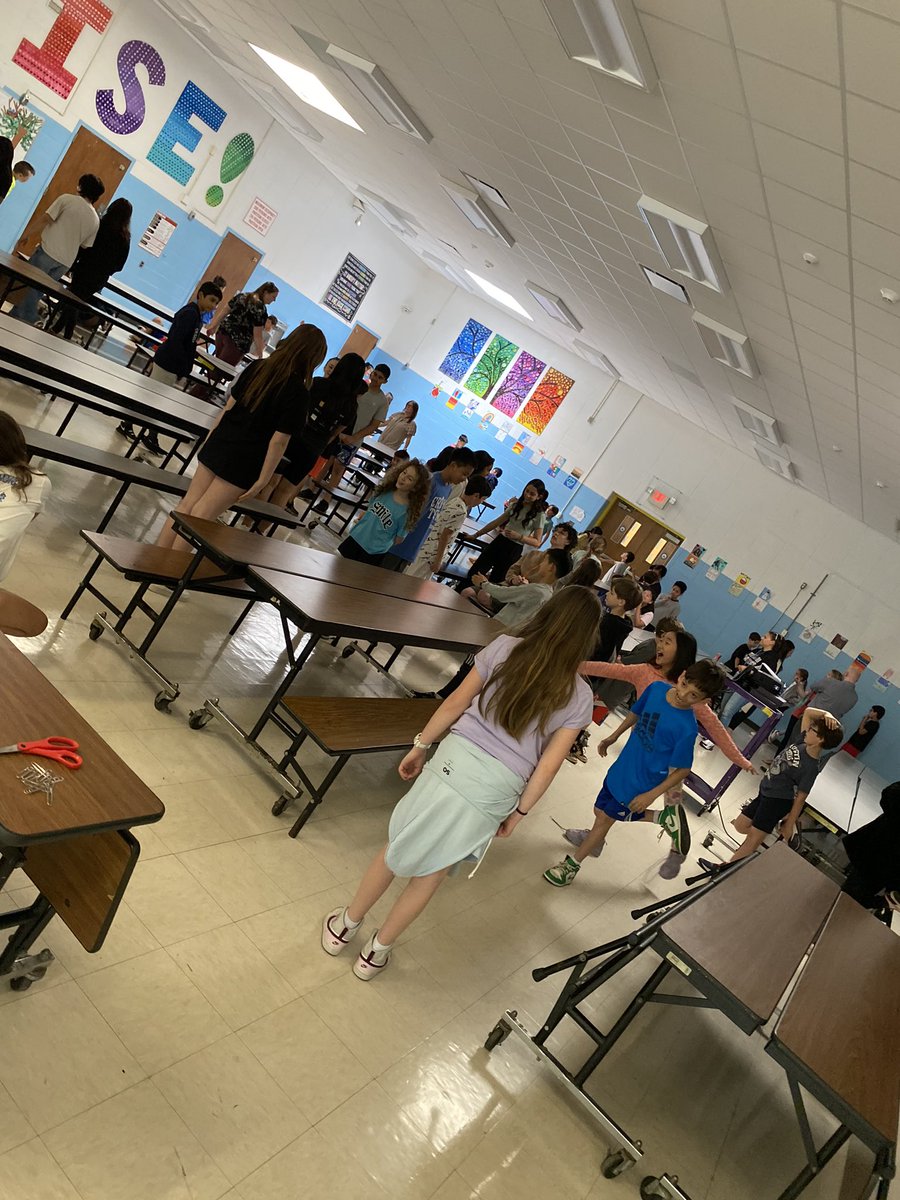 #pobjfkYOC visited <a href="/ParkwayPOB/">JudyJacobsParkwayPOB</a> and taught our 4th graders about effective communication by being clay models! So fun and challenging 😂😁