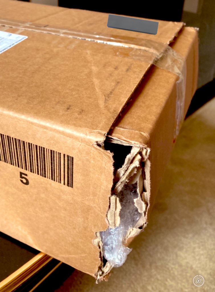 This was my ktown4u photobook package shipped via DHL. It arrived like this, so if the box is held one way, only the clear tape is supporting the contents. Luckily for me, none of the content was damaged 👍 

#kpopgoods #kpopshipping #ktown4u #DHL #DHLshipping #shipping #mail
