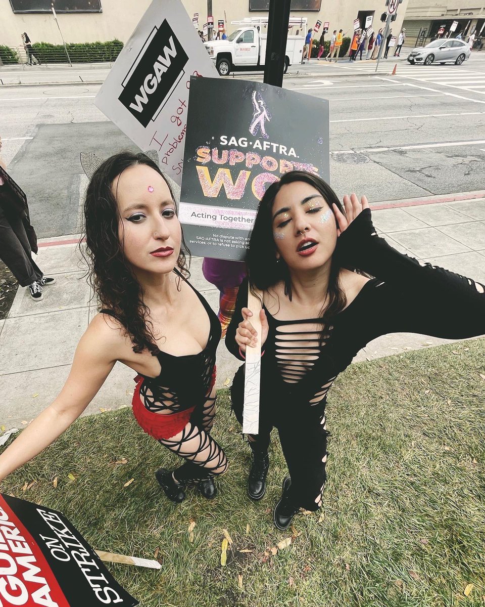 Honk if you’re horny for fair wages #wgastrike #sagaftrasupportswga