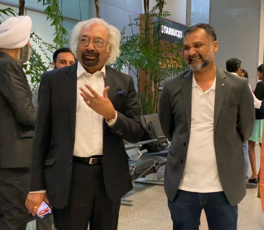 IOC Karyakarta with Mr @sampitroda Force behind @INCOverseas ❤❤
Memorable click from Airport while waiting for @RahulGandhi at the SFO airport.
#RGinUSA 
#MohabbatKiDukhan