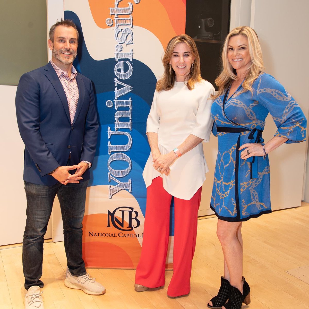 melanietc's tweet image. Huge thx to @heylgo for sharing w/ our  @cadredc community on how to navigate #Wonderhell! It was a pleasure #UnNetworking at the beautiful Valo Park (thx @StreamRealty). As always, thx to @BetterBankCoach &amp;amp; @PeteTRyann for their cont’d #YOUniversity support. 

📸: @vithayaphoto