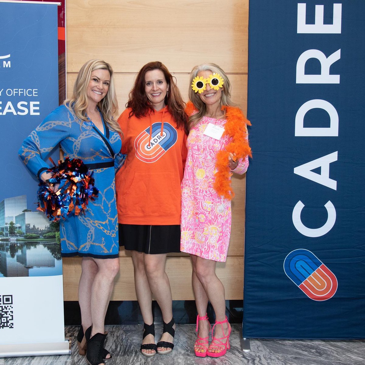 melanietc's tweet image. Huge thx to @heylgo for sharing w/ our  @cadredc community on how to navigate #Wonderhell! It was a pleasure #UnNetworking at the beautiful Valo Park (thx @StreamRealty). As always, thx to @BetterBankCoach &amp;amp; @PeteTRyann for their cont’d #YOUniversity support. 

📸: @vithayaphoto