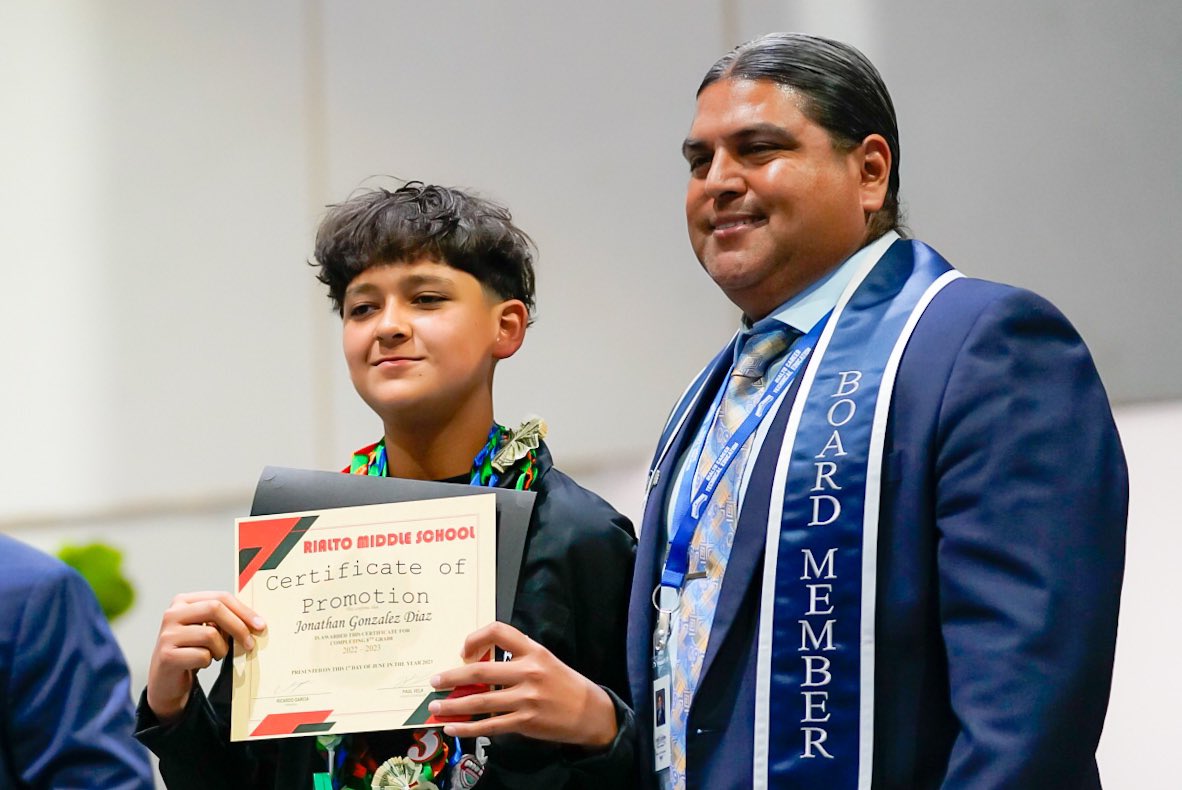 🎉 Congratulations to the mighty Tigers of Rialto Middle School on your promotion! 🎓 We celebrate your accomplishments and wish you the best as you embark on the journey to high school. Go Tigers! 🧡🐅 💚