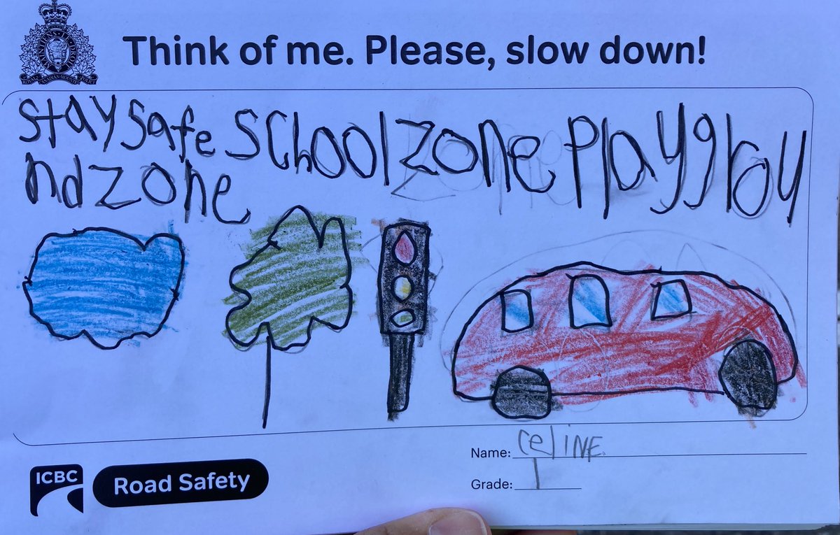 A fantastic morning @WestVanSchools @eagleharbourPAC for a road safety blitz with @WestVanPolice and partners. 
Student volunteers did a great job of handing out Think of Me art cards they created reminding drivers to slow down in school zones. #NoNeedForSpeed! @icbc