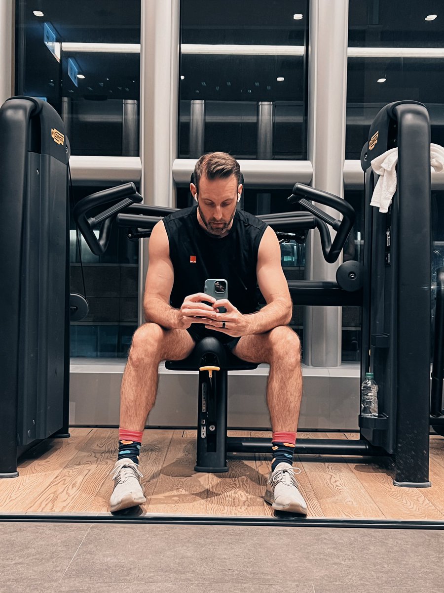 gymfithkg's tweet photo. Friday pump
#workout #muscle #muscle_growth #MusclesMen #musclegrowth #fitness #FitnessMotivation ย #gym #selfie #gay #daddy #lgbt #friday #summer #arms #SelfieChallenge #hongkong #FridayFeeling #musclebuilding #Dudes #London_Boy https://t.co/PczpW9pnHk