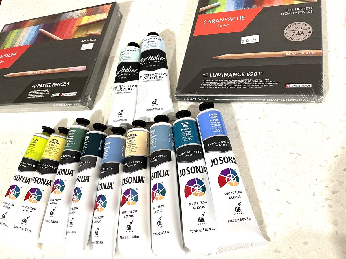 Its a #goodday thats starts with an #artsupplies haul delivery still in my pj’s 🌈 

#carandache #pastelpencils #luminance #atelier #acrylicpainting #josonja