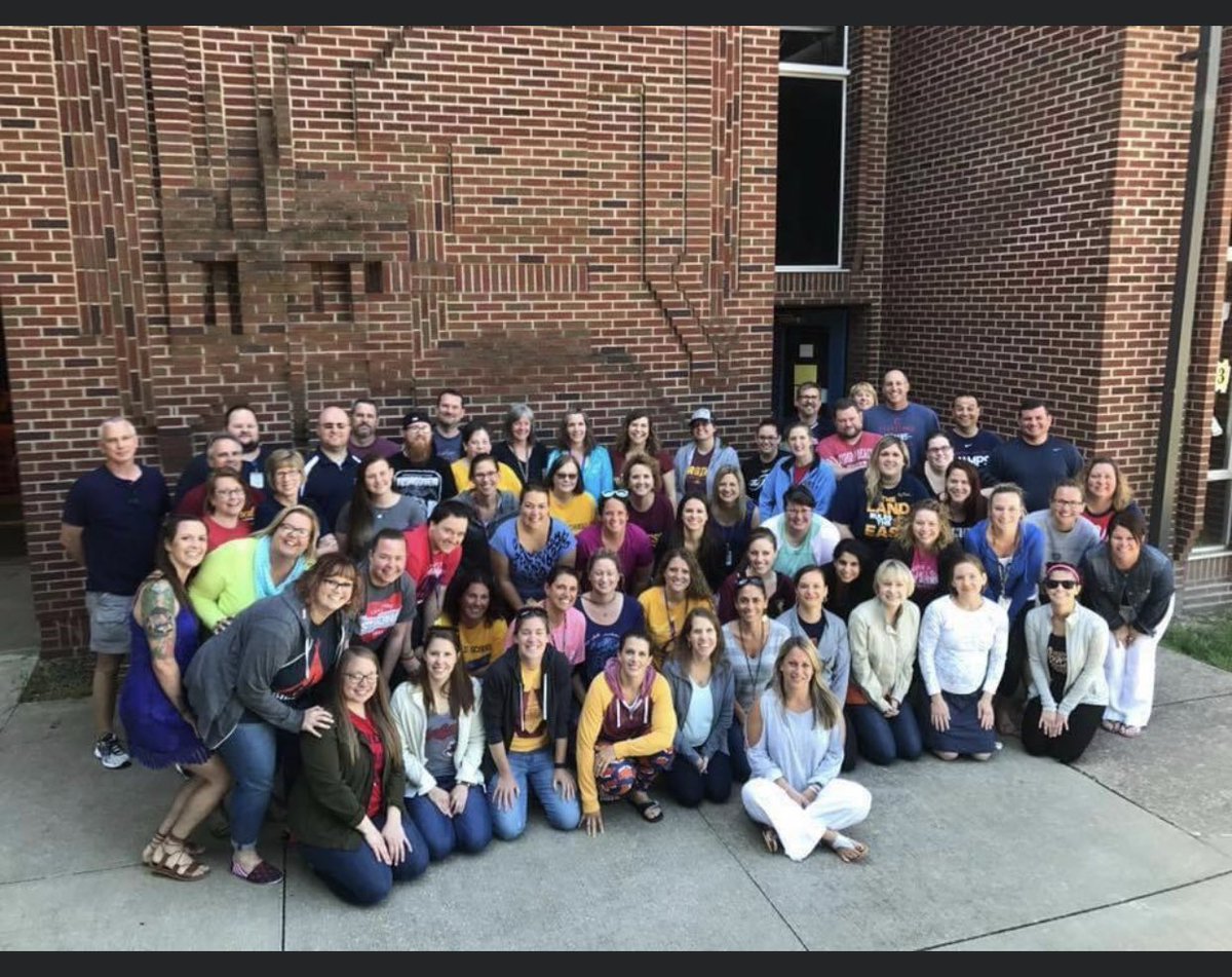 What an amazing Throw Back Thursday… the last year of NRMS! ⁦<a href="/NRCSRangers/">North Ridgeville City Schools</a>⁩ ⁦<a href="/NRAC3_8/">NRAC 3-8</a>⁩