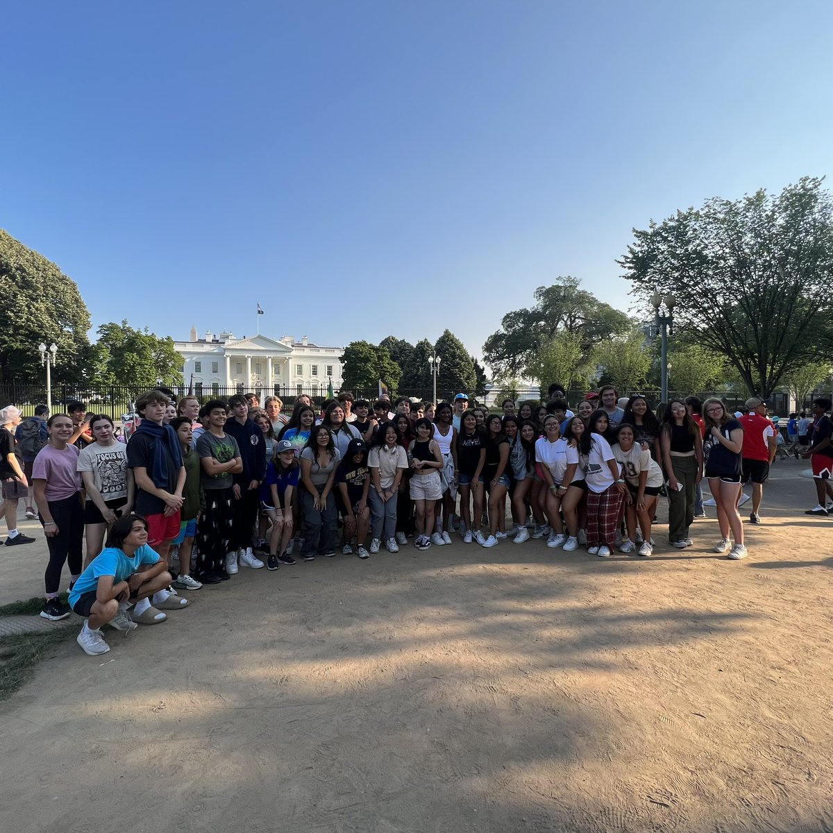 krukasmath's tweet photo. Did you know that the US Capitol building, the White House, and the Washington Monument form a RIGHT TRIANGLE with Pennsylvania Avenue forming the HYPOTENUSE?  Here are some pictures from our day in DC today. 📐🇺🇸🗺️ https://t.co/Wi9uCDVazZ