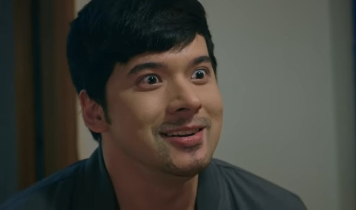 ei2zy's tweet photo. hindi pa rin ako nakamove-on sa eksena kagabi, pinanuod ko ulit habang nag-aalmusal๐
..
hindi lang mahusay na actor ang christian bables, mahusay din sa adlib, kaya napaisip ako, alin kaya dun ang mga adlib niya..๐ @chrisbables06
Christian Bables ||
#DirtyLinen #DLCaptured https://t.co/JUgYPbVkv6
