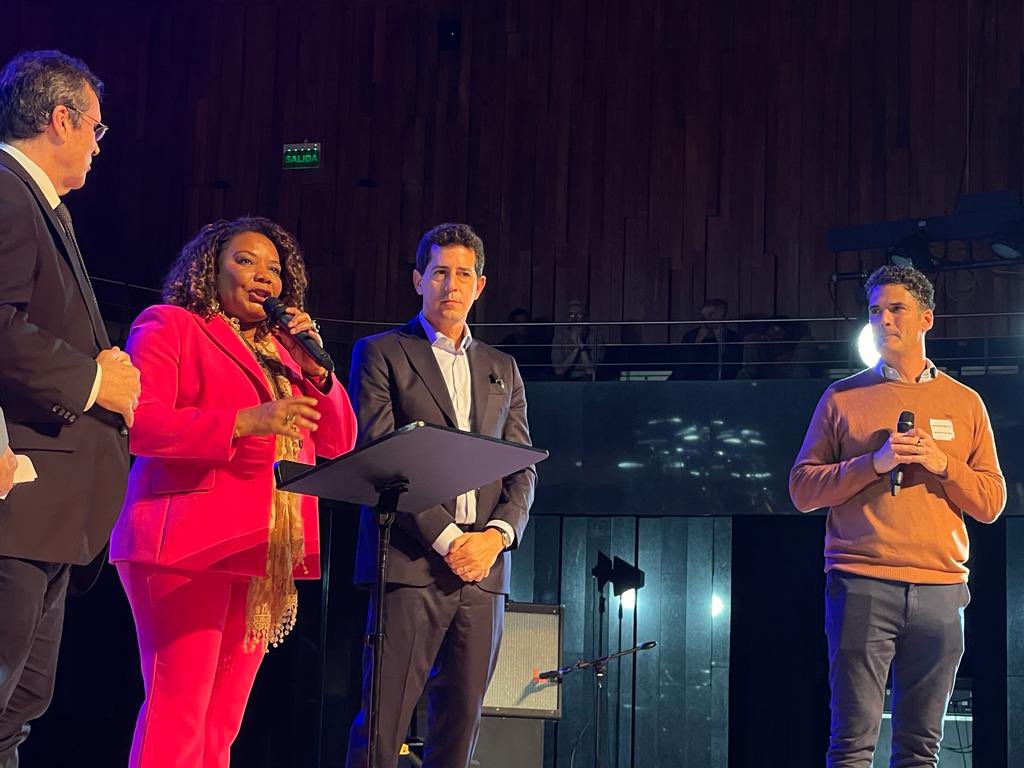 En el @elCCKirchner junto a los ministros Tristan Bauer y <a href="/wadodecorrido/">Wado de Pedro 🇦🇷</a> participamos de la presentación de #MICA2023, el Mercado de Industrias Culturales Argentinas más importante de la región.