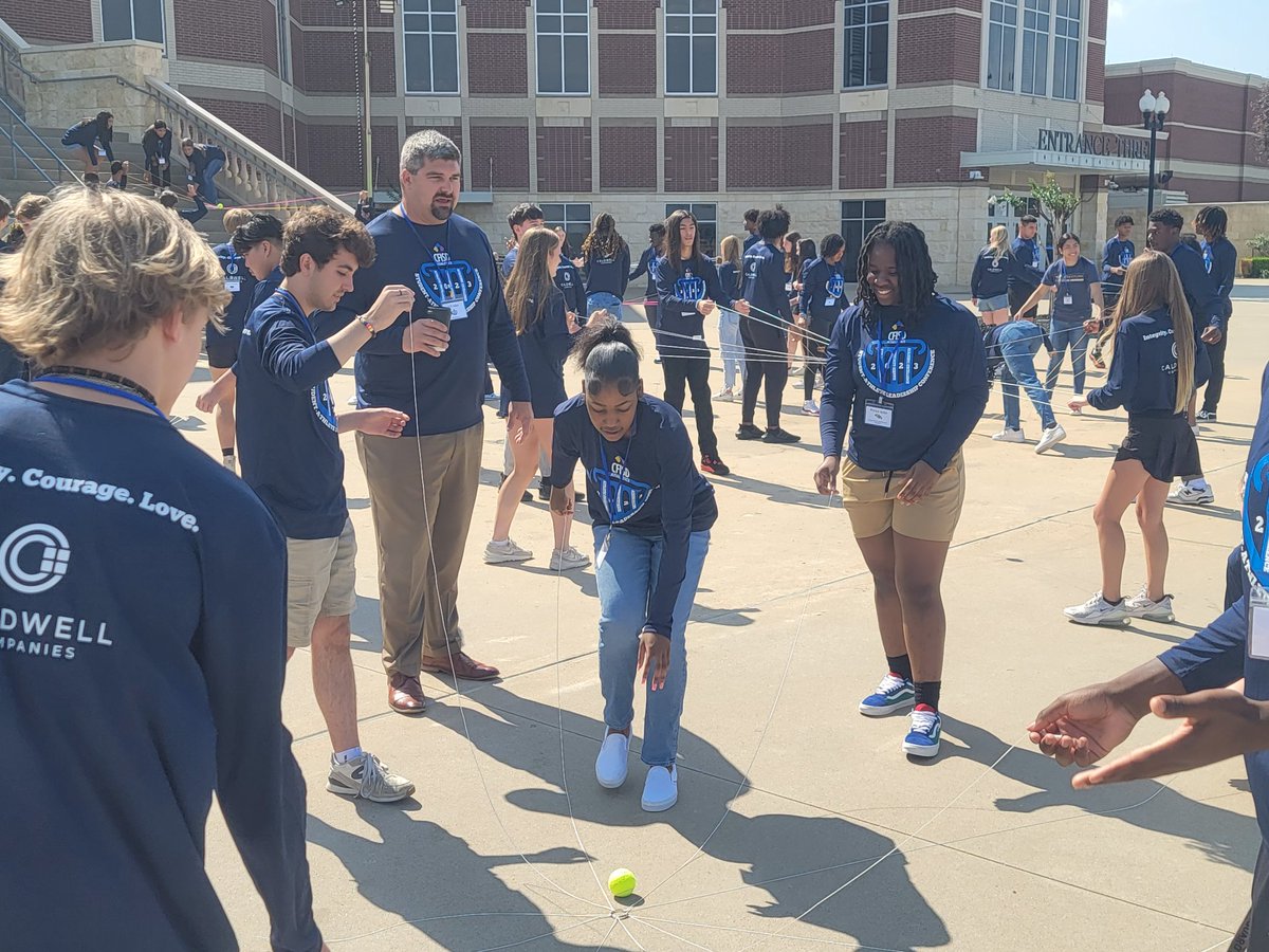 TxTarynSamantha's tweet photo. Kamirah Jabbar representing @CyParkAthletics at #LEADCFISD Student Athlete Leadership Conference ! @cyparkgbball https://t.co/lA7e6SYi1d