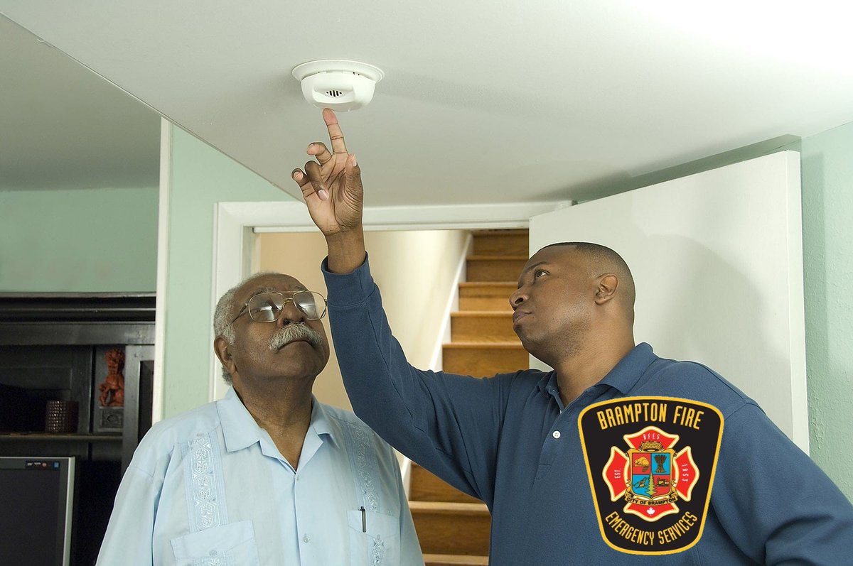 It's #SeniorsMonth! Let's recognize the contributions our seniors have and continue to make in our community.  

Show older adults in your family or neighbourhood  you care by testing their smoke and carbon monoxide alarms, and by replacing any expired alarms in their homes. ^TH