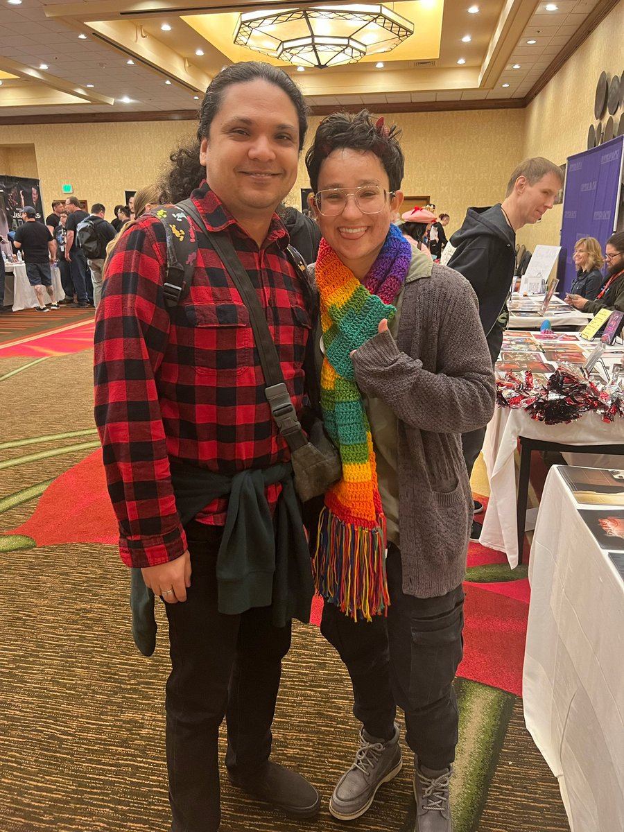 mowgliofthepnw's tweet image. So I’m finally going through my #crypticonseattle pics from a week or two ago and I just found this one of me and the amazingly talented @IBexWeBex. Seriously one of my favorite moments ever. 🌈❤️